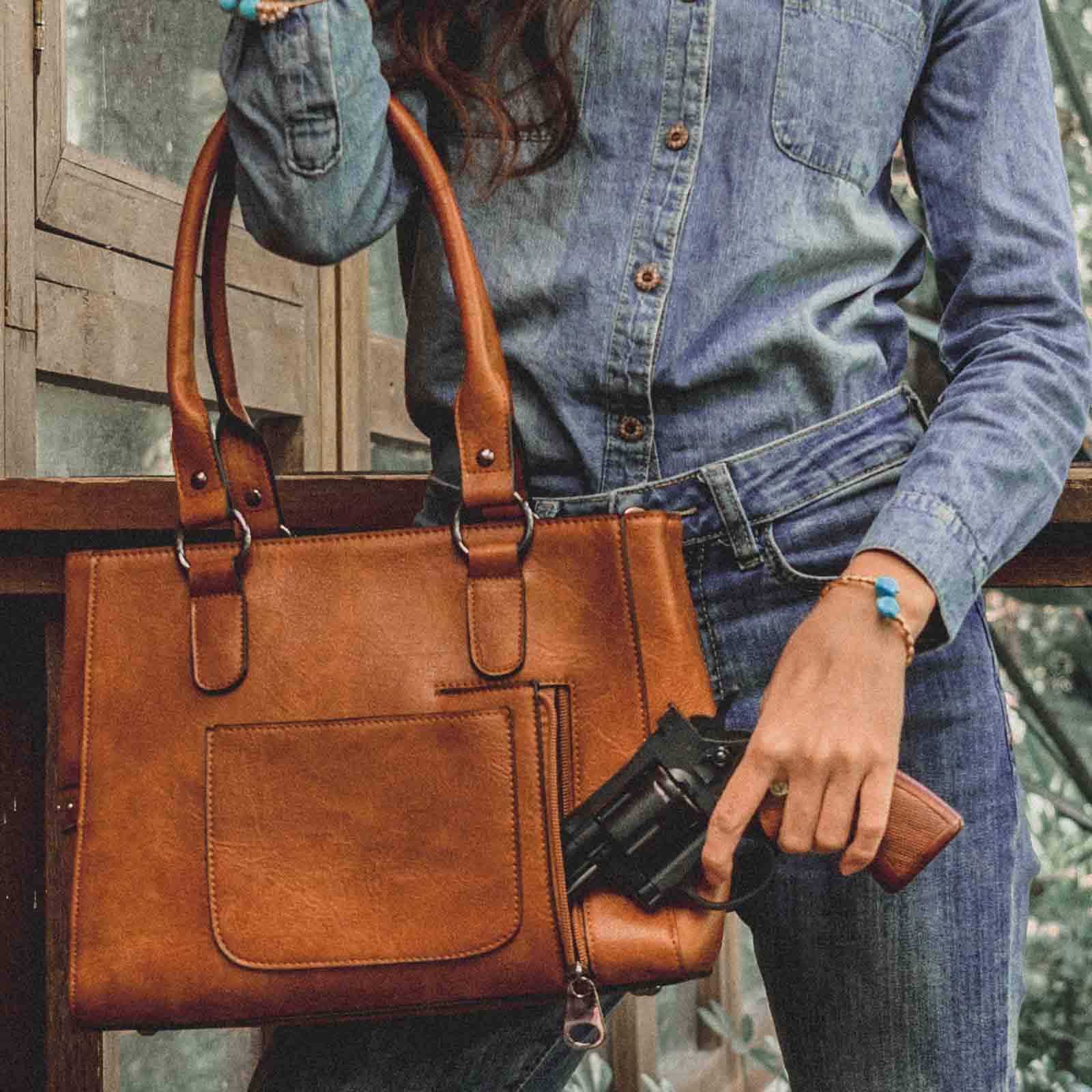 Tas Bahu Celela untuk Wanita T - Leatherwork Thread ulasan dan harga