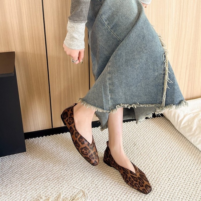 Sepatu Tunggal Wanita Pola Ula - Leatherwork Patterns ulasan dan harga
